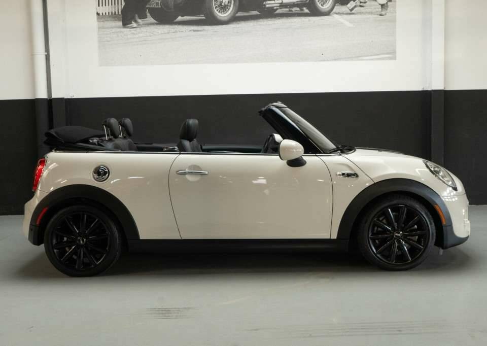 Image 26/50 de Mini Cooper S (2018)