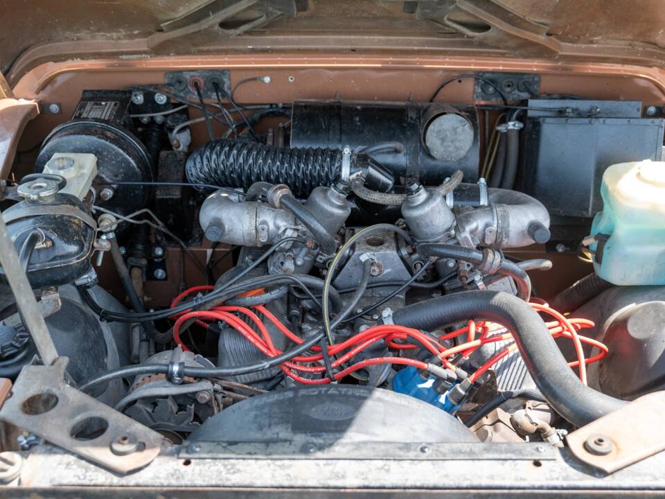 Image 6/33 of Land Rover Defender 110 (1983)