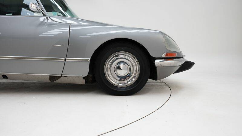 Bild 10/15 von Citroën DS 23 Pallas IE (1973)