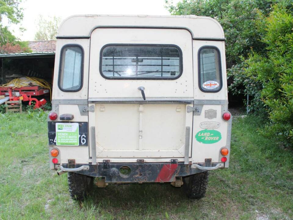 Image 5/33 of Land Rover 88 (1984)