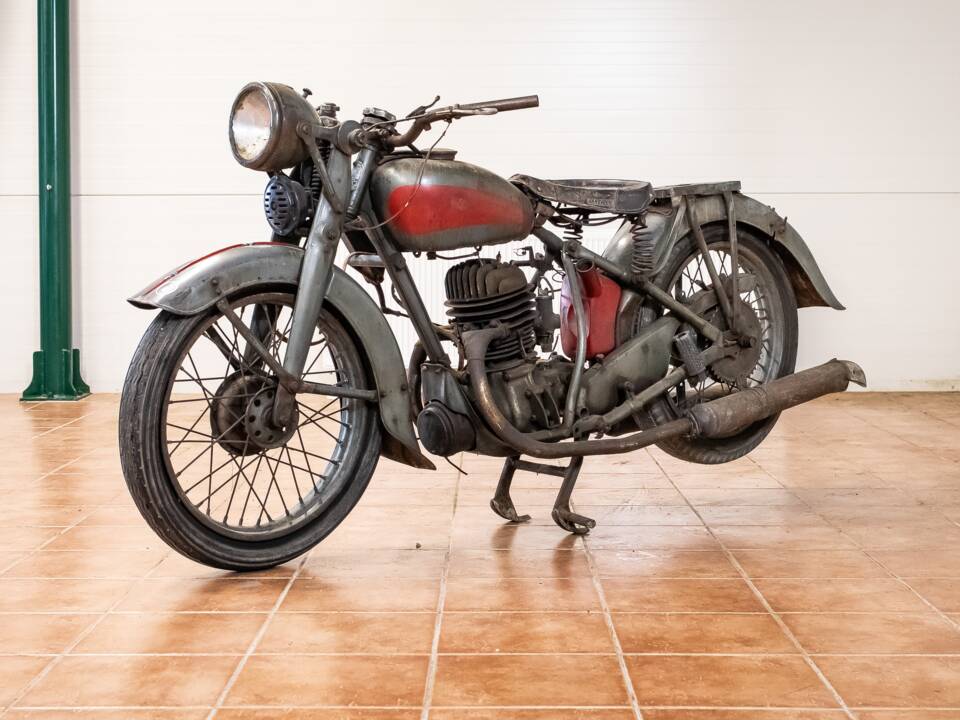 Image 1/11 de Puch GS 350 (1900)