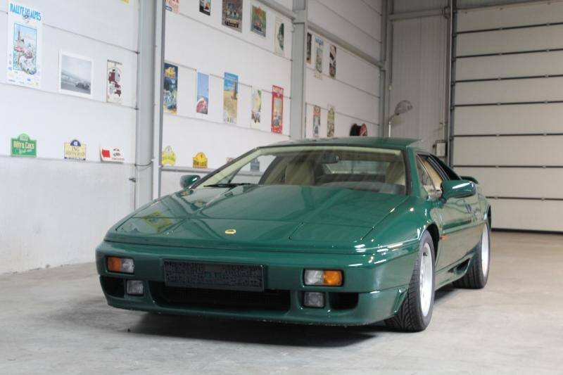 Image 2/12 of Lotus Esprit SE (1990)