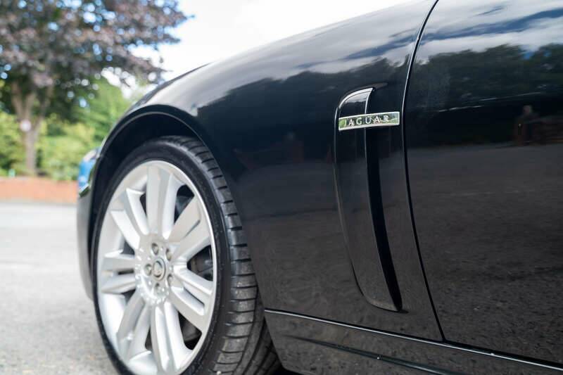 Afbeelding 16/37 van Jaguar XKR (2009)