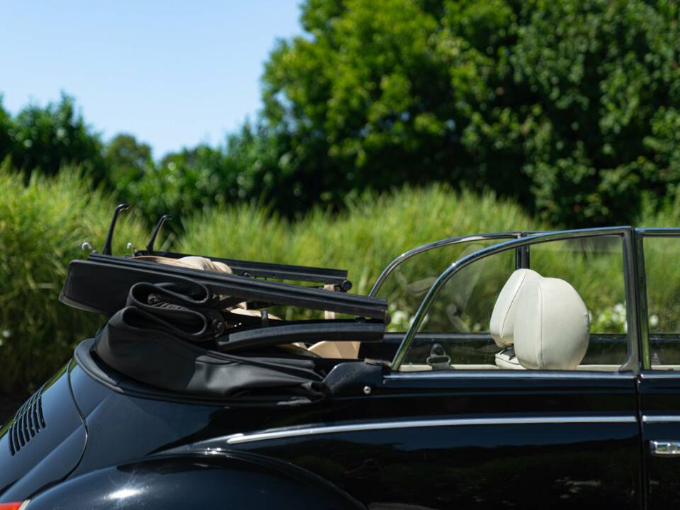 Image 19/50 of Volkswagen Beetle 1303 (1975)