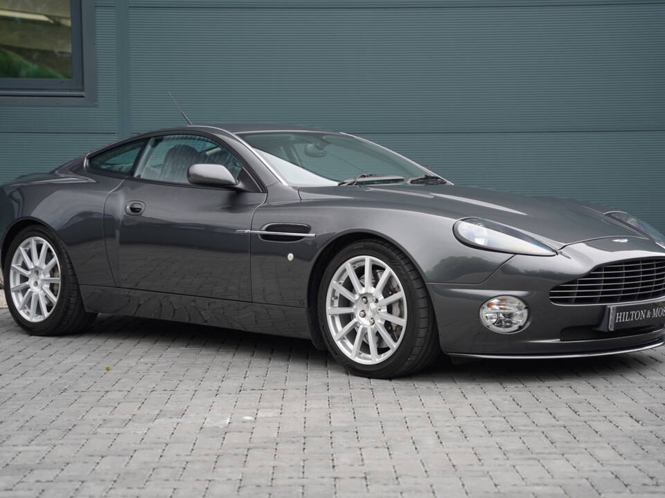 Image 1/50 of Aston Martin V12 Vanquish S (2007)
