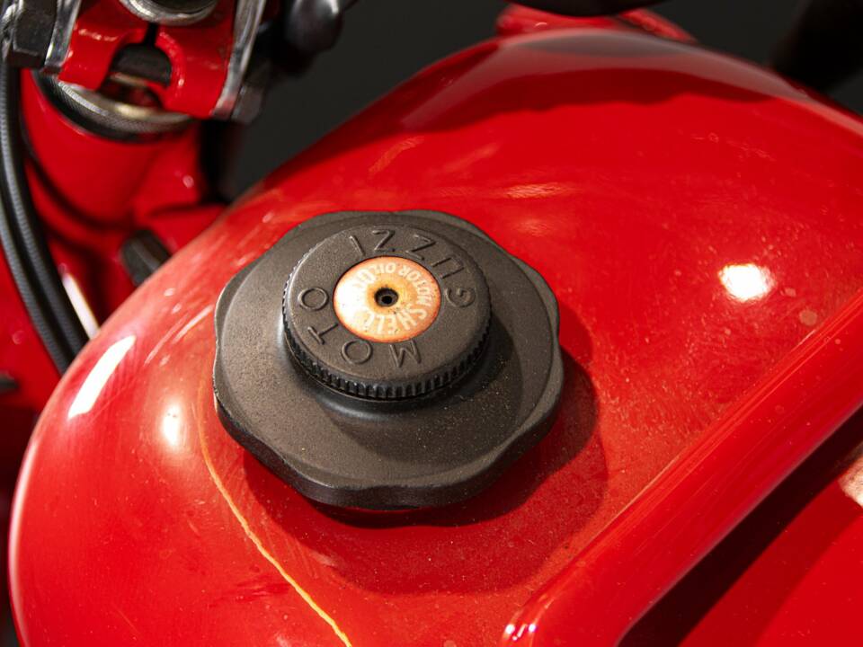 Afbeelding 46/50 van Moto Guzzi DUMMY (1948)