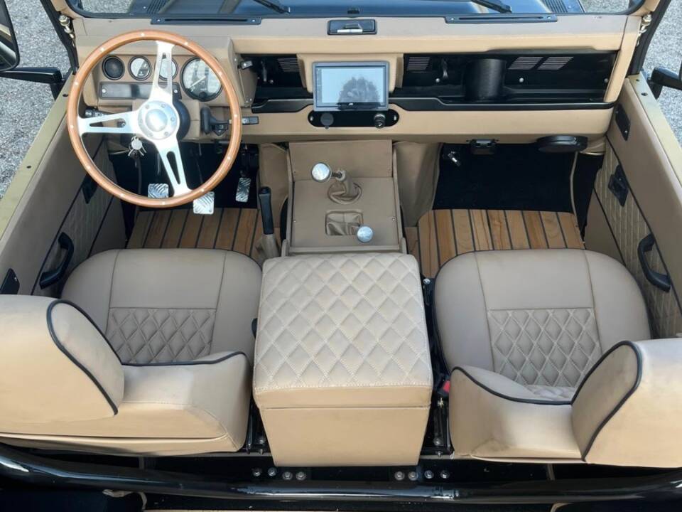 Afbeelding 7/17 van Land Rover 90 (1989)