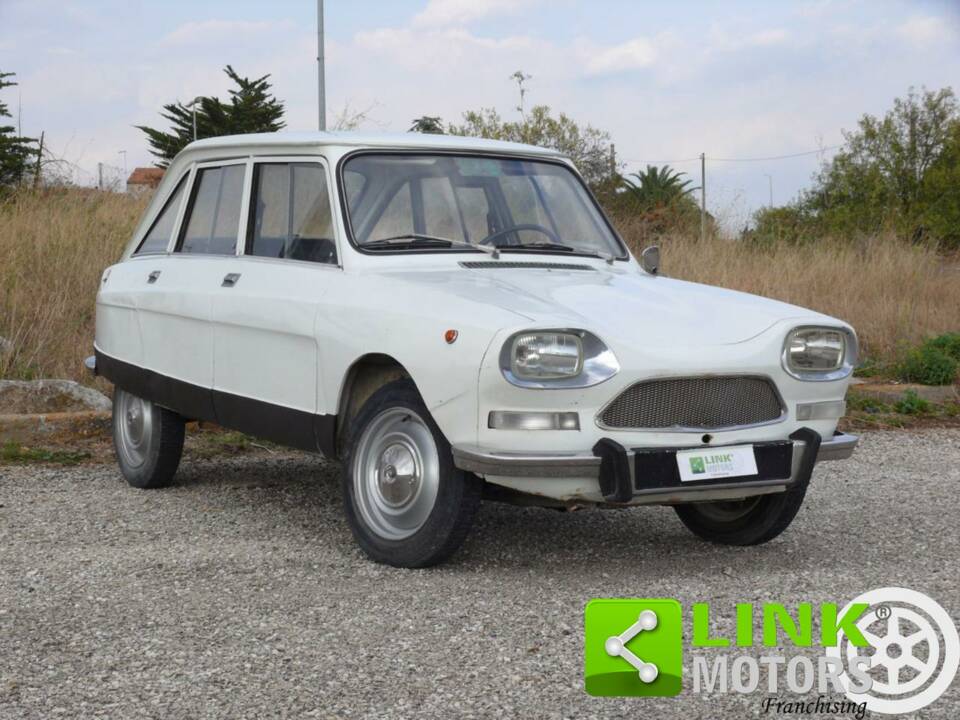 Image 4/10 of Citroën Ami 8 (1970)