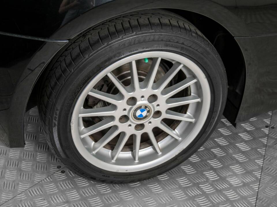 Afbeelding 29/50 van BMW Z4 2.2i (2005)