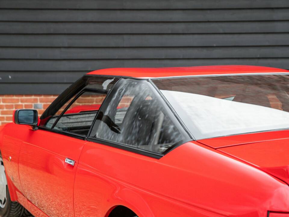 Bild 33/50 von Aston Martin V8 Zagato Vantage (1988)