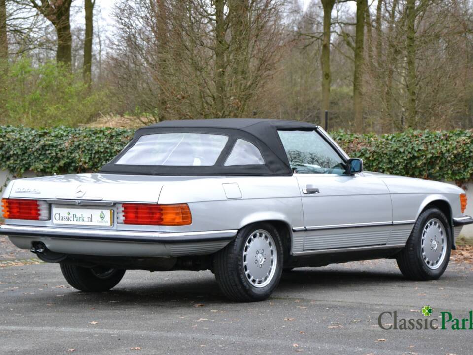 Image 6/50 of Mercedes-Benz 300 SL (1986)