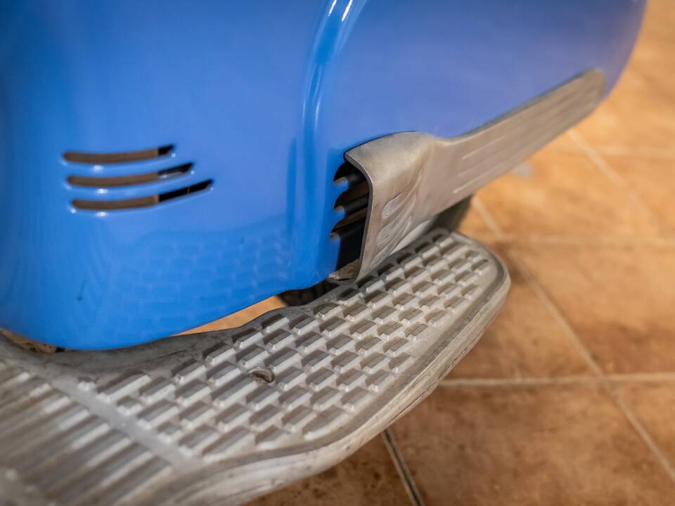 Bild 8/11 von Heinkel Tourist 102 A1 (1955)