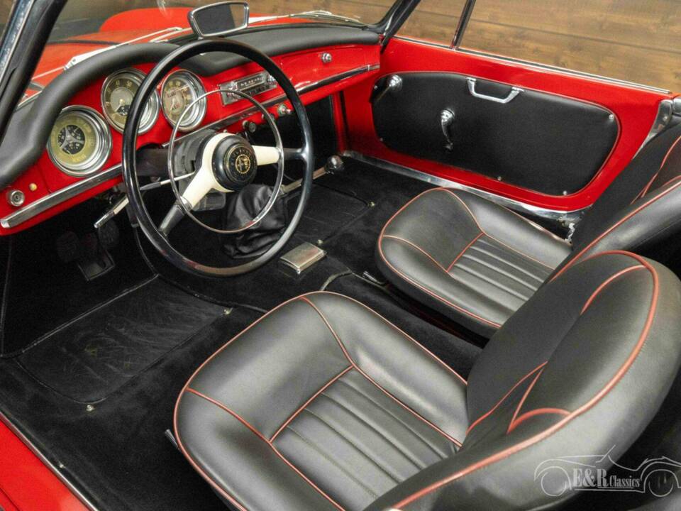 Afbeelding 14/17 van Alfa Romeo Giulietta Spider (1961)