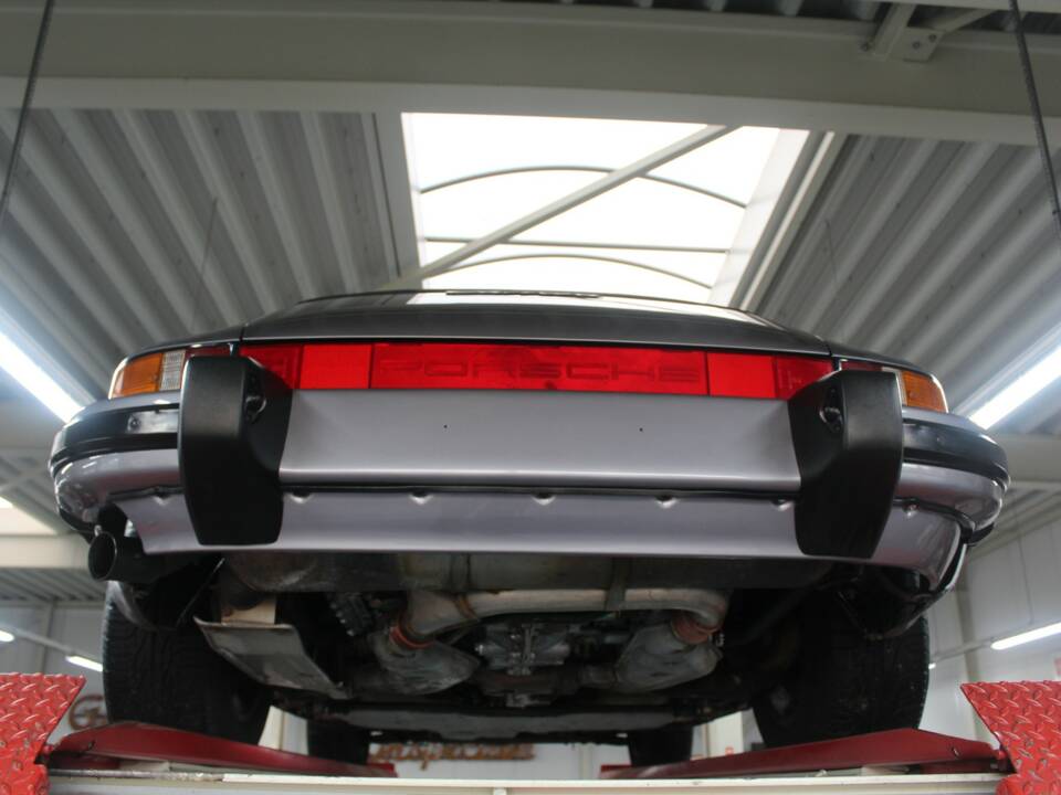 Bild 17/50 von Porsche 911 Carrera 3.2 "25 Jahre 911" (1988)