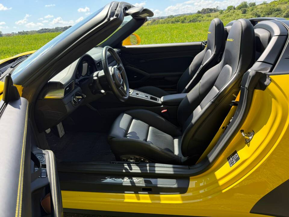 Bild 81/86 von Porsche 911 Speedster (2019)