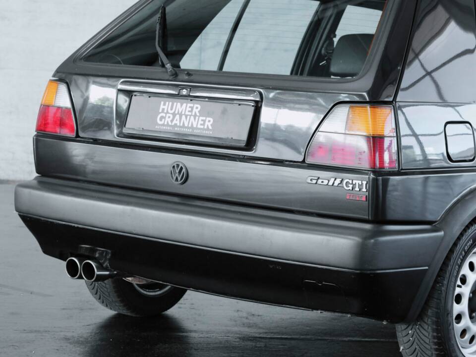 Image 10/39 of Volkswagen Golf Mk II GTi 16V 1.8 (1991)