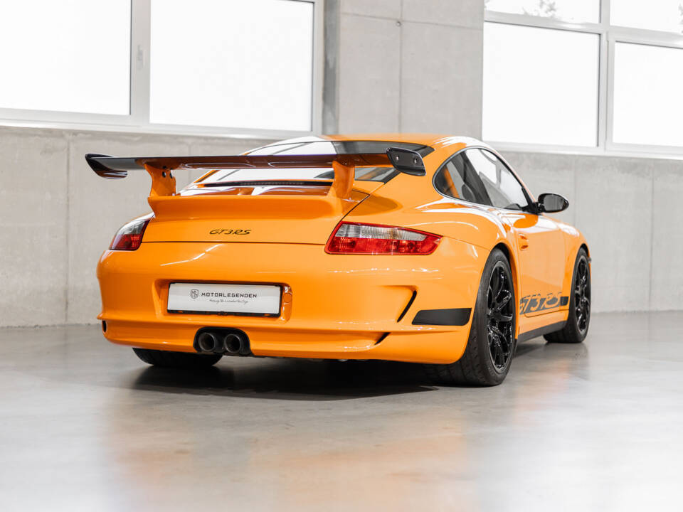 Image 4/10 of Porsche 911 GT3 RS (2006)