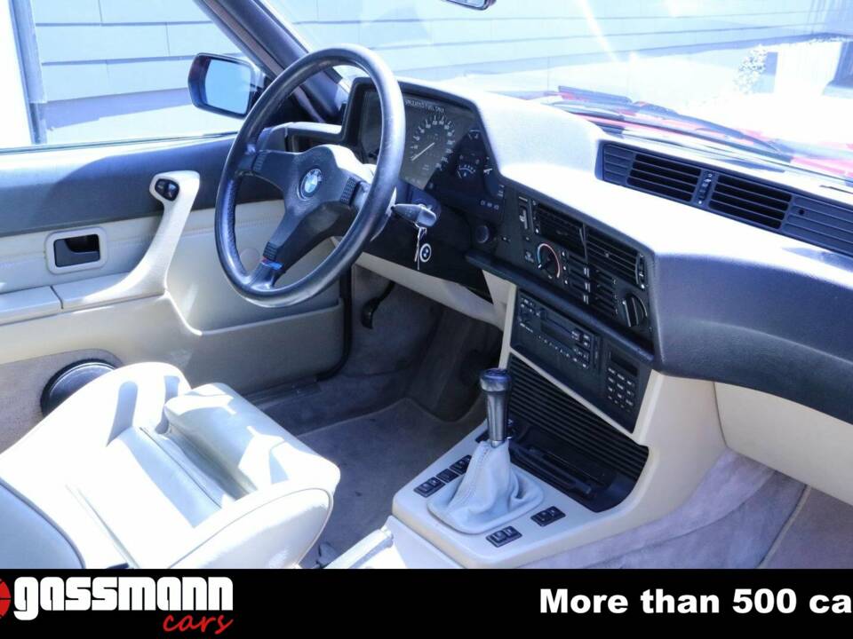 Image 10/15 of BMW M 635 CSi (1985)