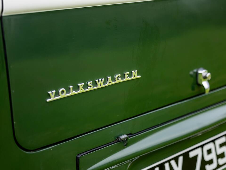 Image 31/50 of Volkswagen T2 Brasil Camper (1972)