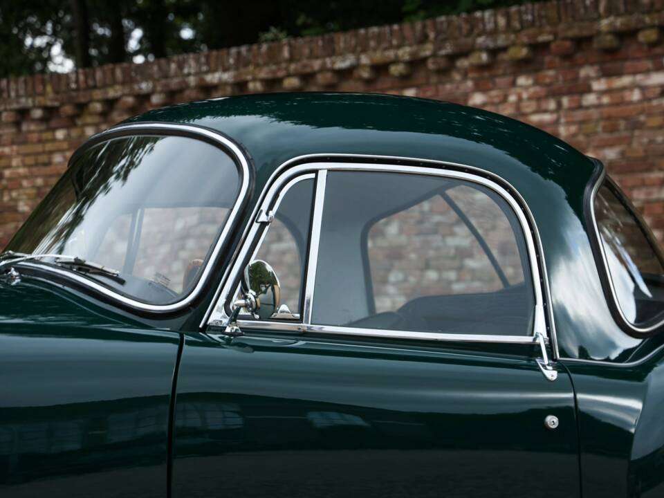 Image 16/50 de MG MGA 1500 (1958)
