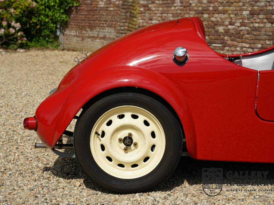 Image 18/50 of FIAT 500 Topolino (1955)