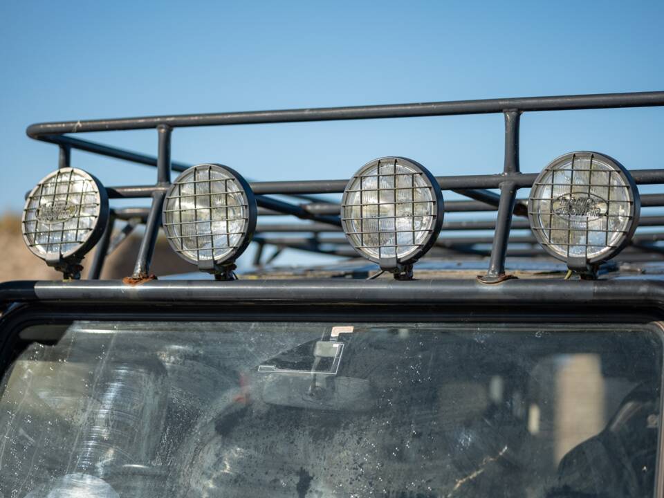 Afbeelding 24/33 van Land Rover Defender 90 Td5 (2001)