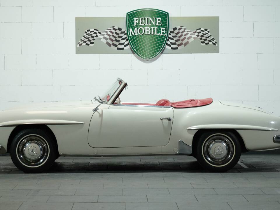 Image 2/31 of Mercedes-Benz 190 SL (1959)