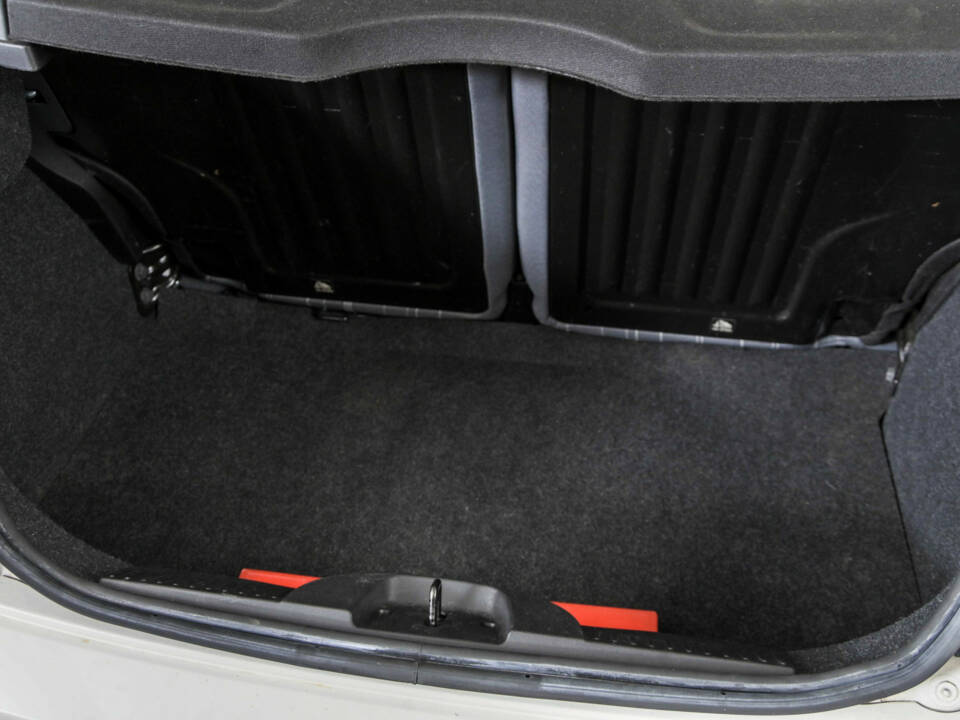 Image 43/50 of FIAT 500 (2018)