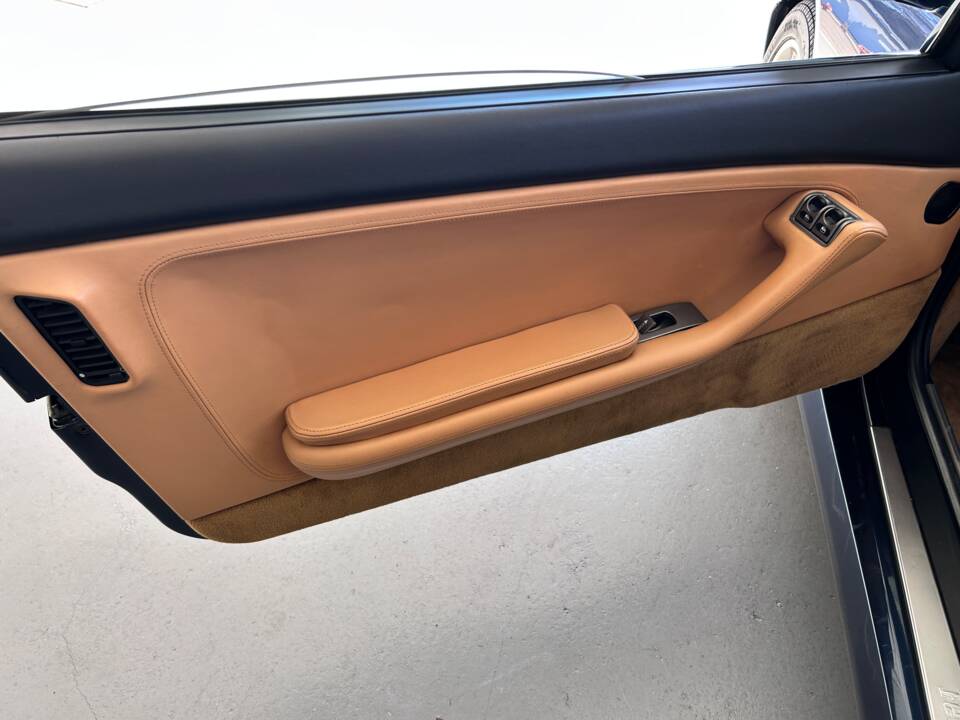 Afbeelding 16/27 van Ferrari 456 GT (1997)