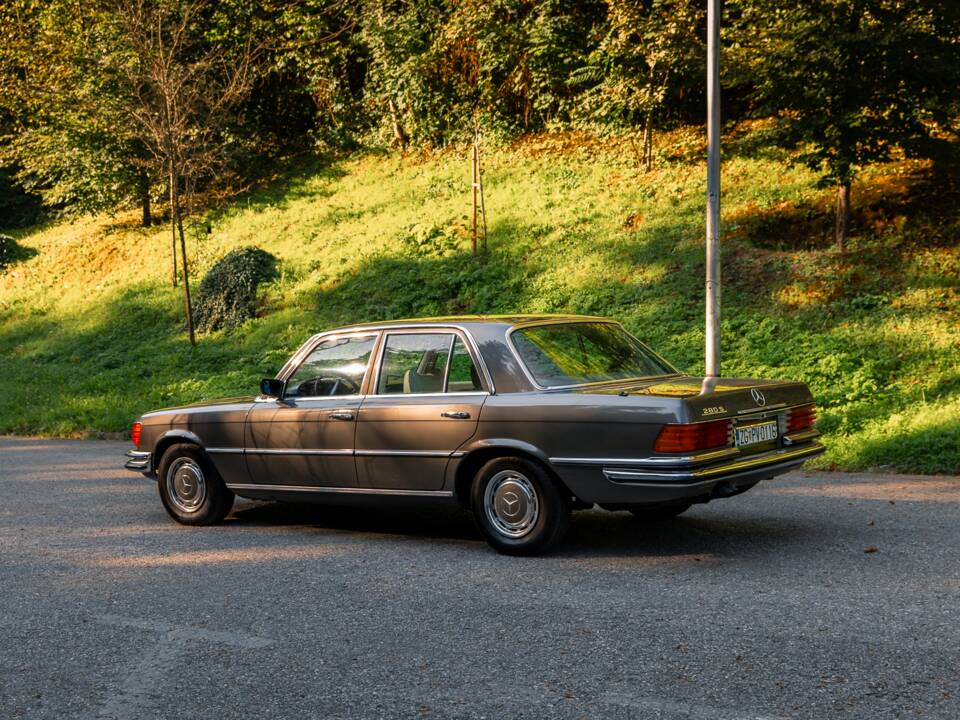 Bild 14/105 von Mercedes-Benz 280 S (1972)