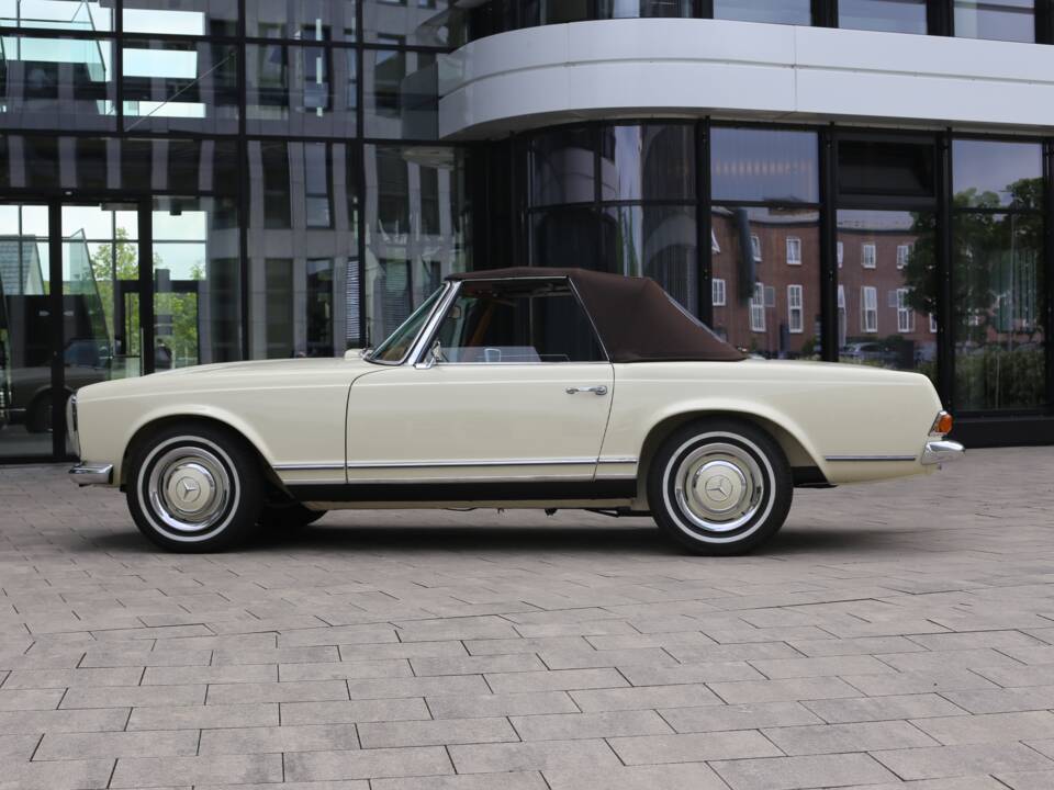 Imagen 47/50 de Mercedes-Benz 230 SL (1965)
