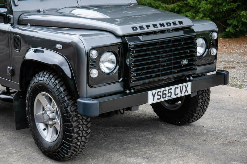 Bild 8/50 von Land Rover Defender 90 (2015)