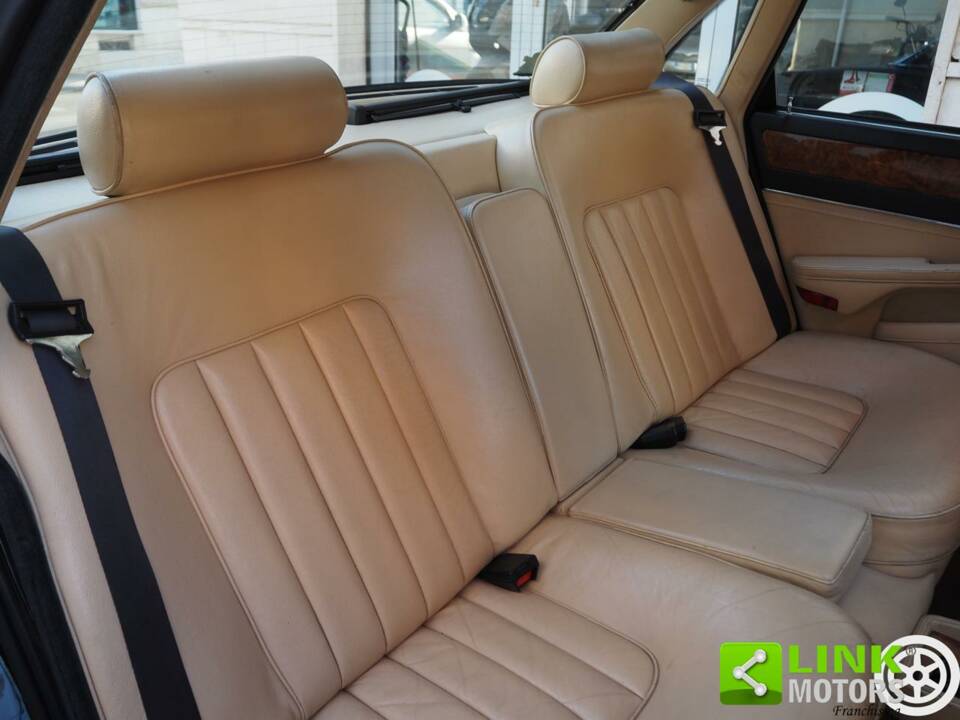 Bild 18/50 von Jaguar Sovereign 3.6 (1988)