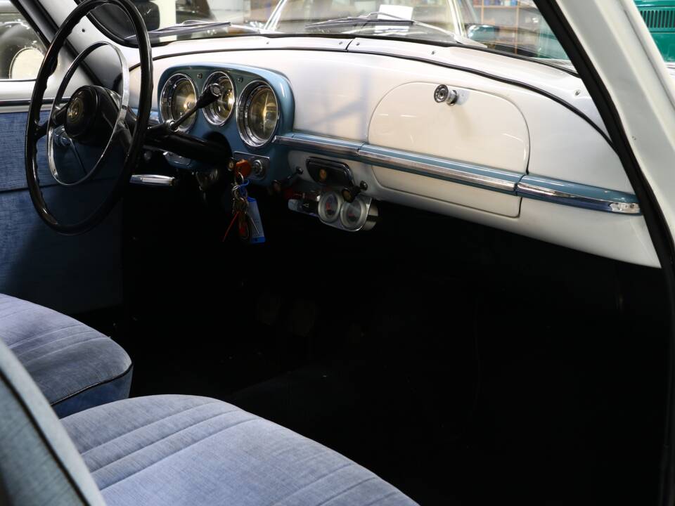 Image 20/27 of Alfa Romeo 1900 TI Super Berlina (1955)