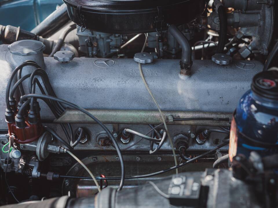 Image 45/50 of Mercedes-Benz 220 a (1956)