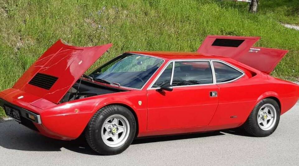 Image 2/9 of Ferrari 208 GT4 (1976)