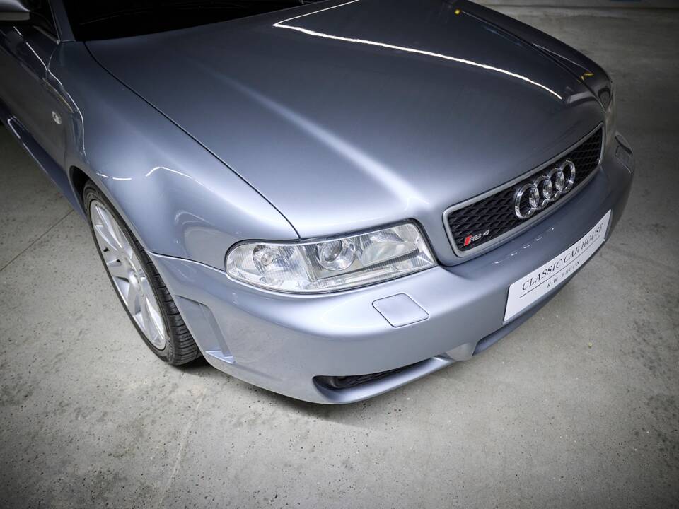Imagen 50/100 de Audi RS4 Avant (2001)
