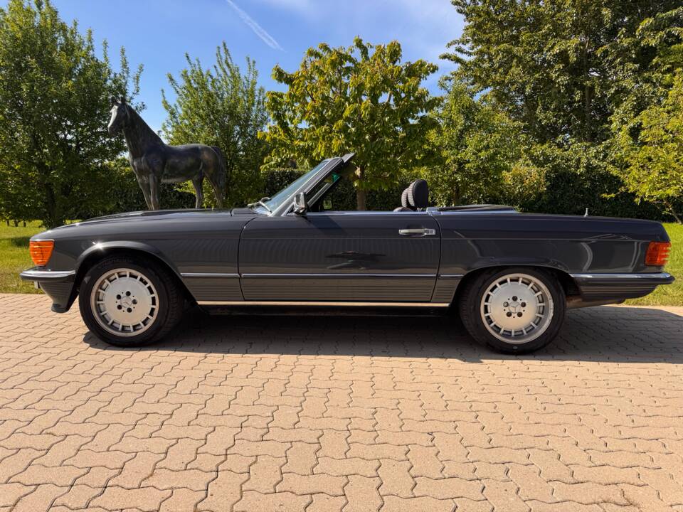 Imagen 38/93 de Mercedes-Benz 300 SL (1988)