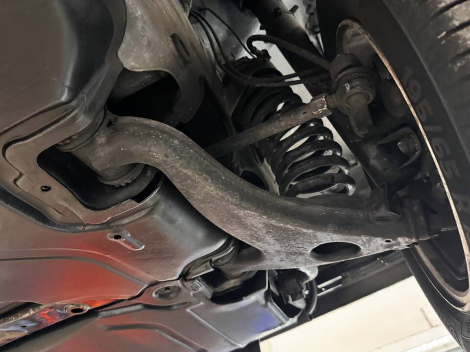Bild 36/54 von Mercedes-Benz 300 TD Turbo (1993)