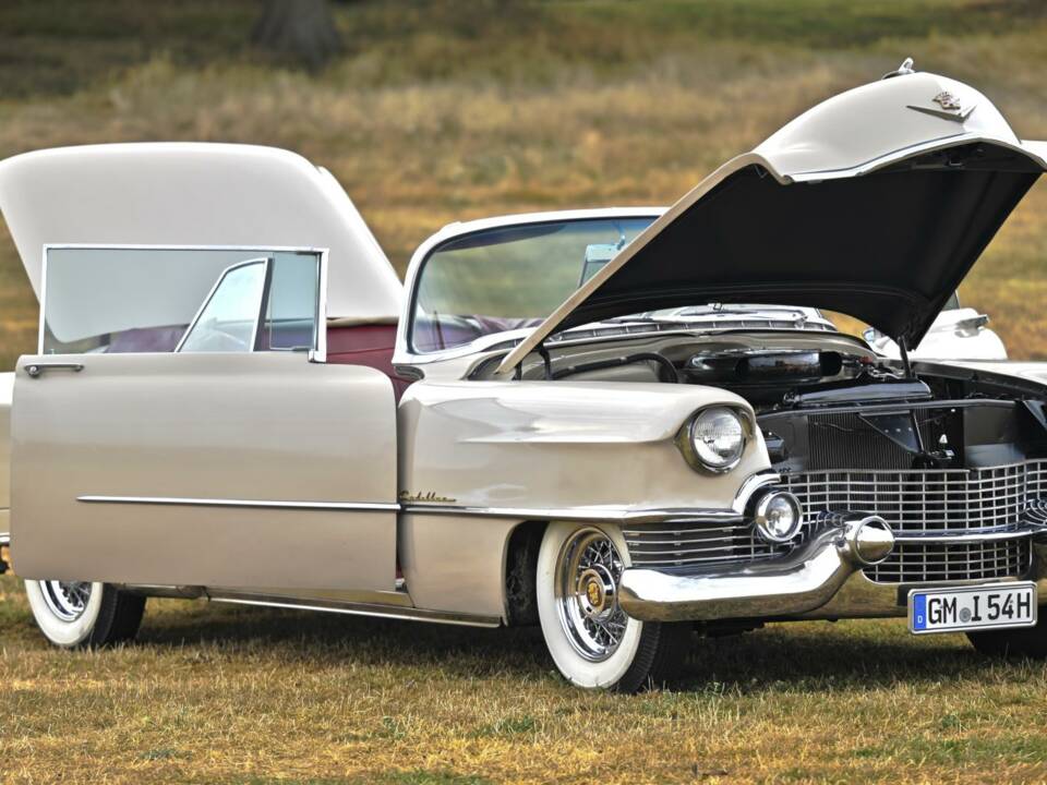 Bild 27/50 von Cadillac 62 Convertible (1954)