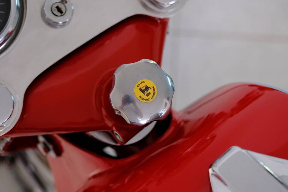 Image 85/99 of MV Agusta 750 Sport (1971)