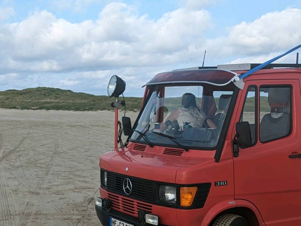 Immagine 1/29 di Mercedes-Benz T1 310 (1993)