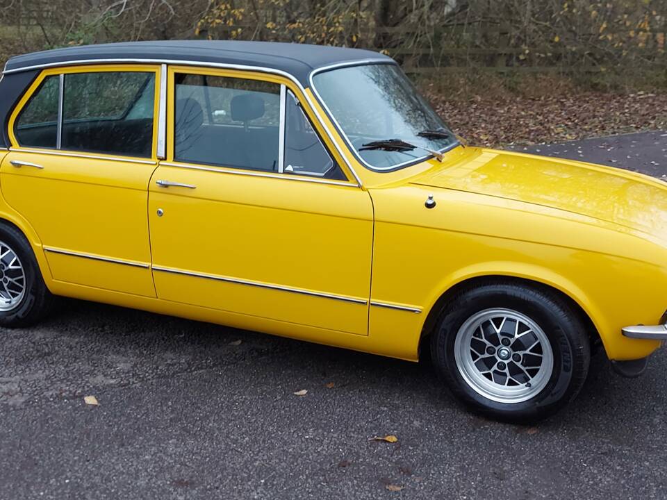 Image 2/5 de Triumph Dolomite Sprint (1978)