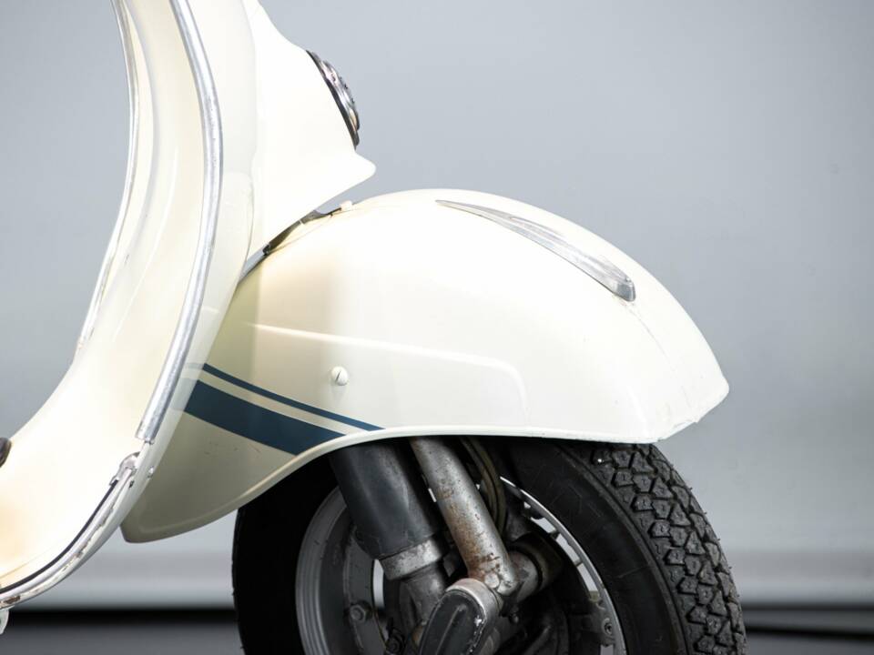 Image 20/30 of Piaggio DUMMY (1982)