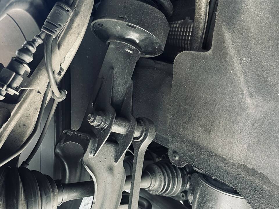 Bild 44/61 von Porsche Cayenne S (2010)