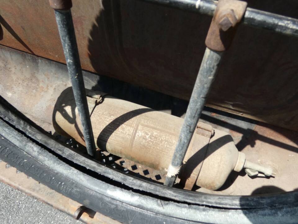 Image 20/66 of Regal Model T Underslung (1913)