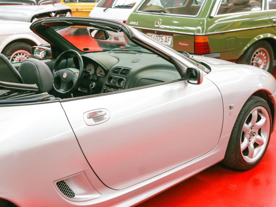 Image 10/29 of MG TF 120 (2003)