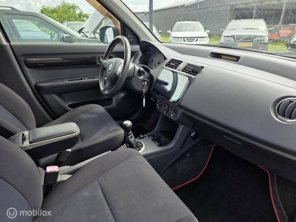 Immagine 26/40 di Suzuki Swift 1.3 (2007)