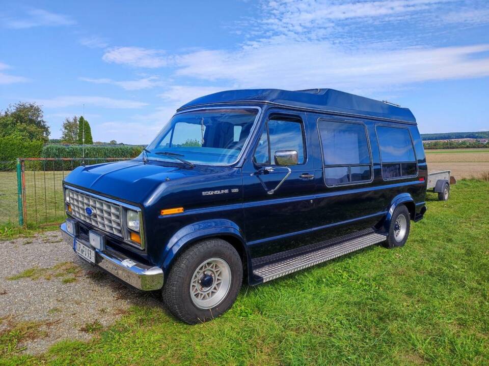 Bild 1/8 von Ford Econoline E 150 (1988)