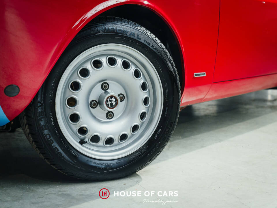 Immagine 11/25 di Alfa Romeo Giulia 1600 GT Junior (1974)
